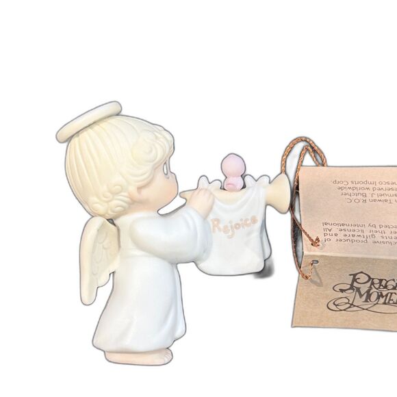 Precious Moments Figurine Rejoice O Earth E-5636 | Retired 1999 Nativity - Picture 4 of 10